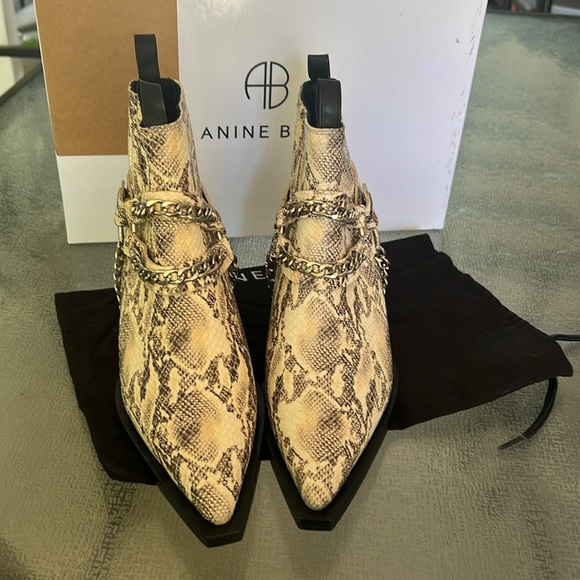 - Anine Bing Ankle Boots - Picture 5 of 12